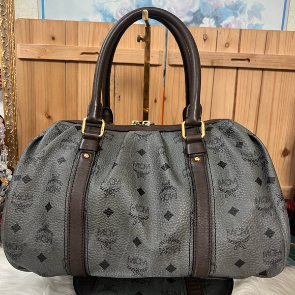 MCM Vicetos in Gray/Black Color - Picture 2 of 15